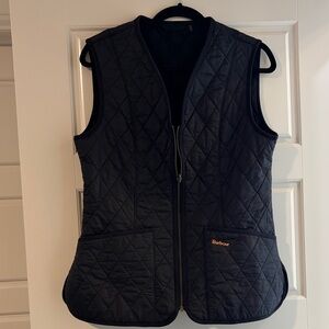 Barbour Women's Dark Quilted Vest